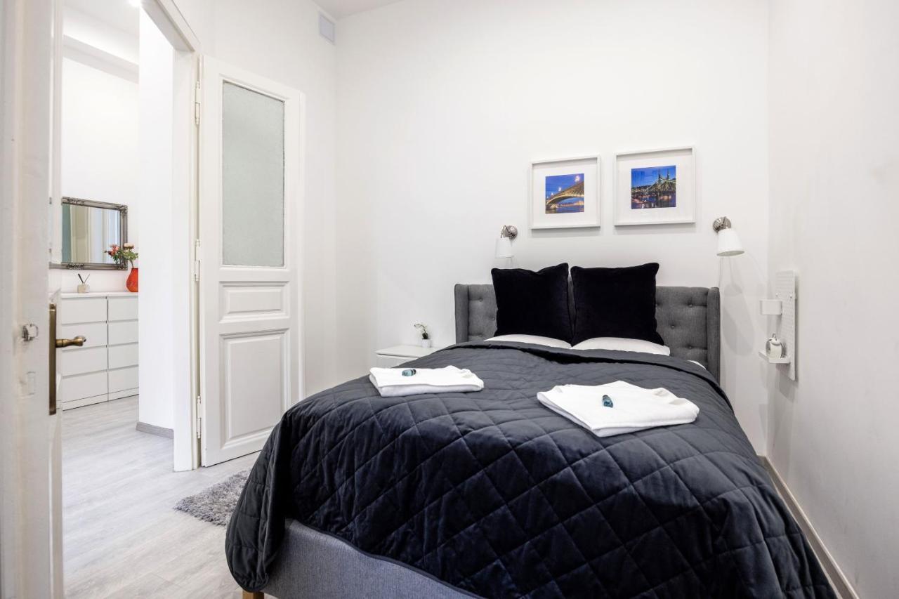 Mystic Dreamy Apartment Budapest Esterno foto