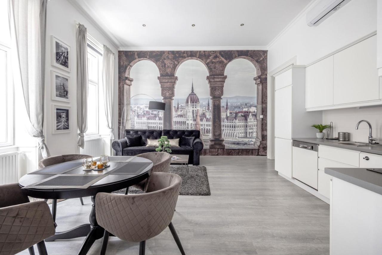 Mystic Dreamy Apartment Budapest Esterno foto