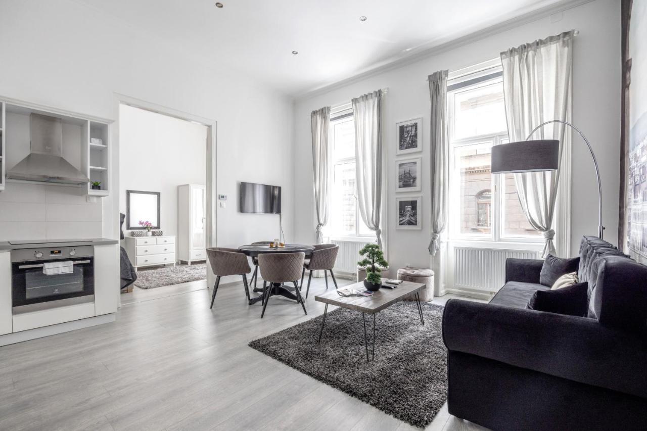 Mystic Dreamy Apartment Budapest Esterno foto