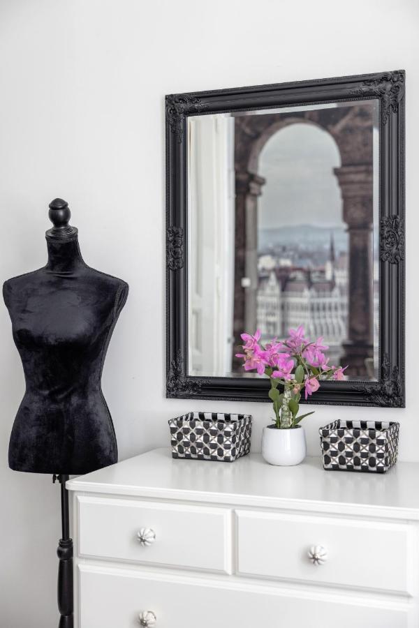 Mystic Dreamy Apartment Budapest Esterno foto