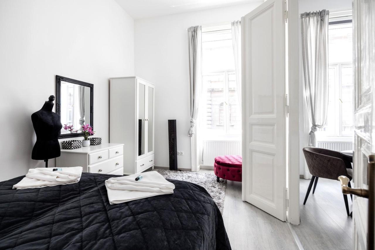 Mystic Dreamy Apartment Budapest Esterno foto